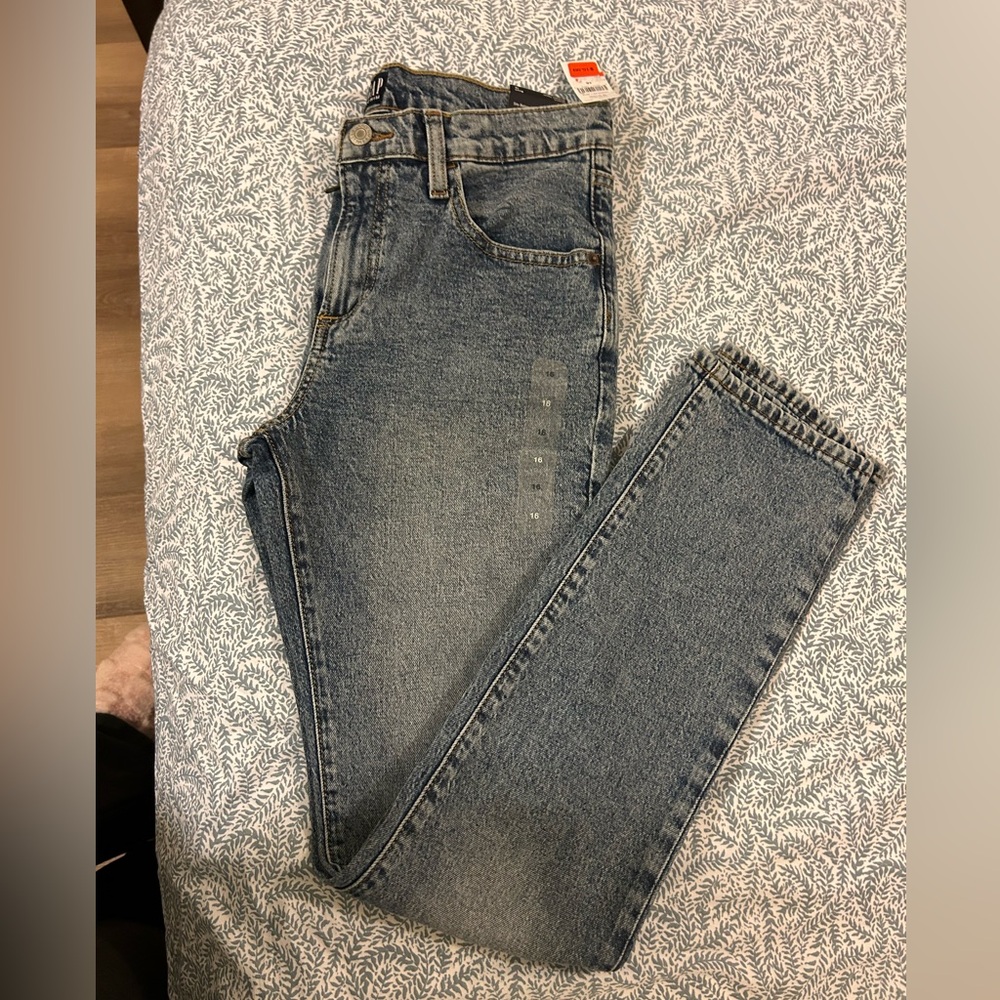 GAP Men's Straight Fit Blue Jeans